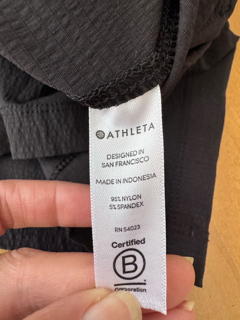 Athleta Black Nylon Spandex Utility Shorts Trail Hike Athleisure - Picture 9 of 10